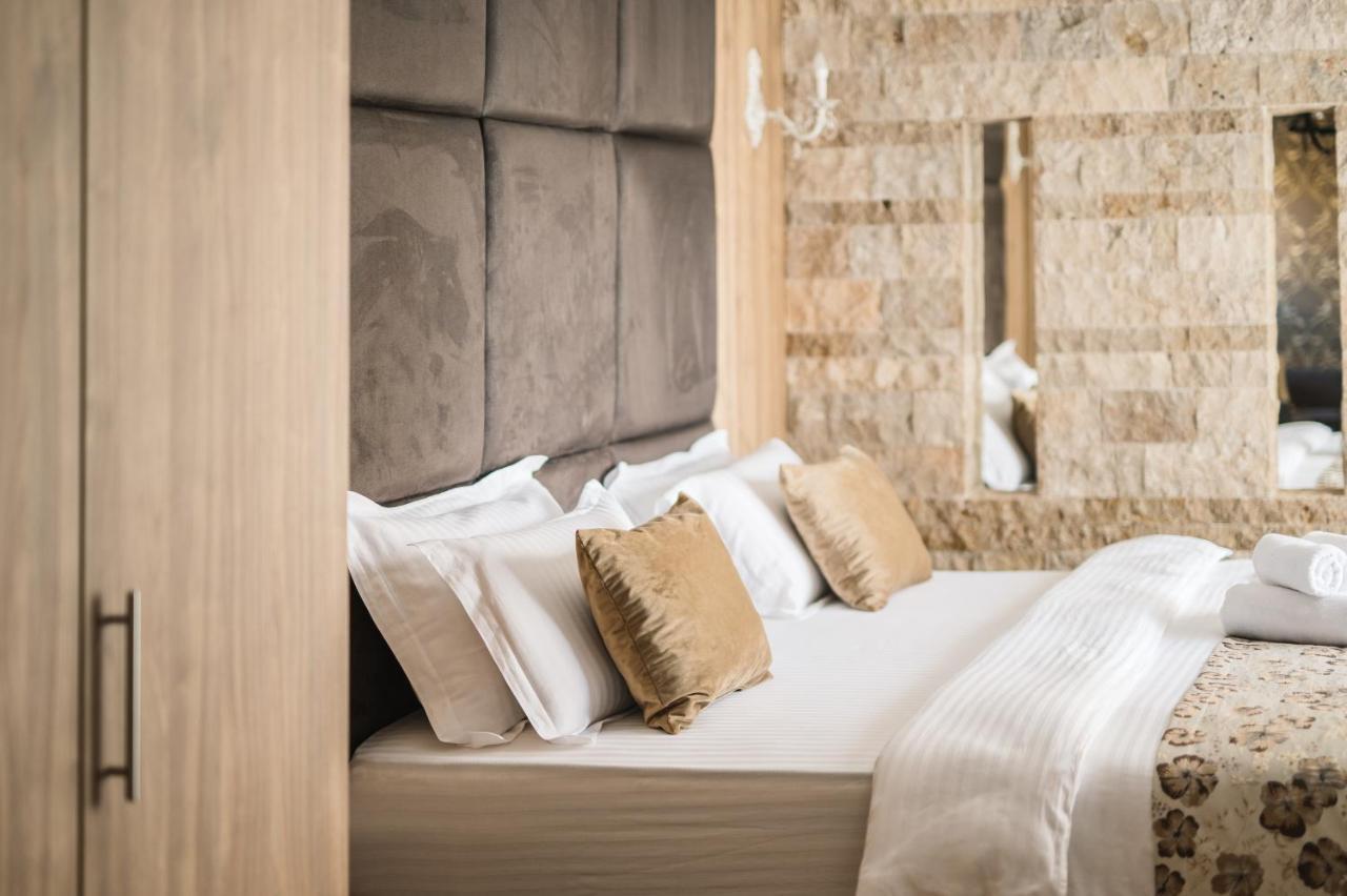Barjaktar - Luxury Suites&SPA Ulcinj Bagian luar foto