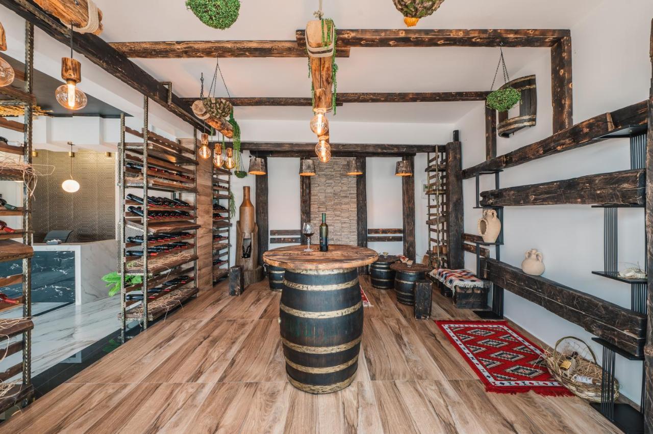 Barjaktar - Luxury Suites&SPA Ulcinj Bagian luar foto