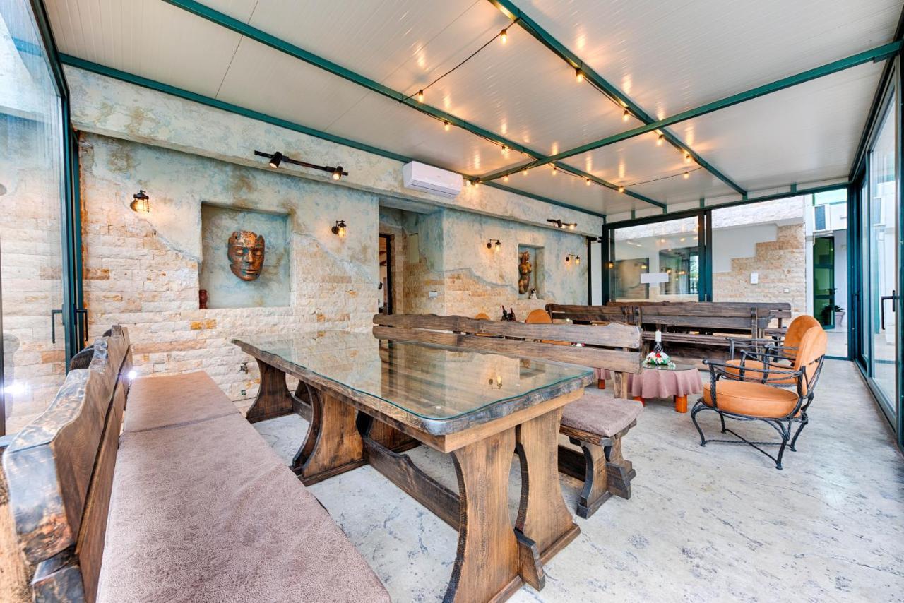 Barjaktar - Luxury Suites&SPA Ulcinj Bagian luar foto