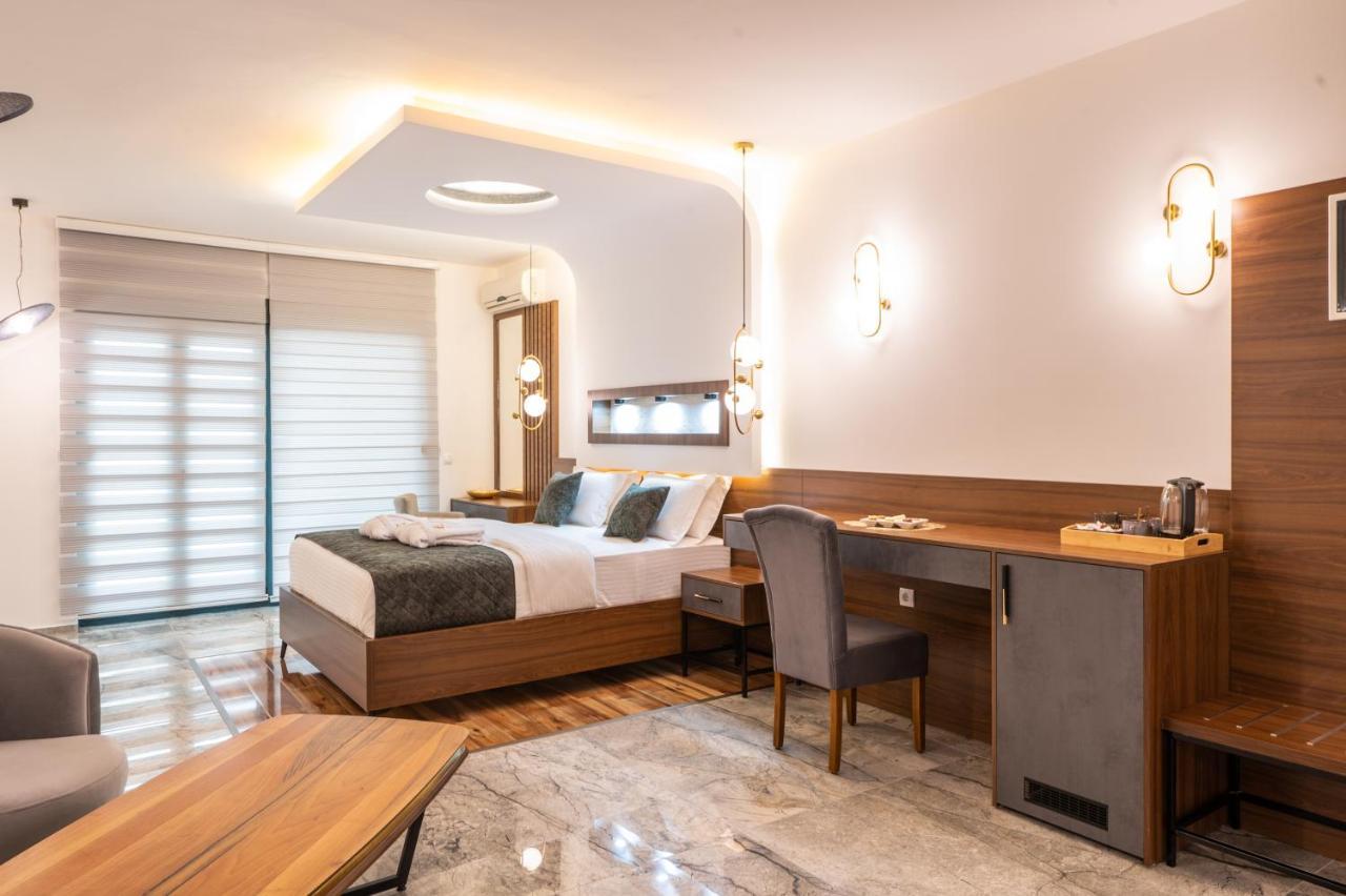Barjaktar - Luxury Suites&SPA Ulcinj Bagian luar foto