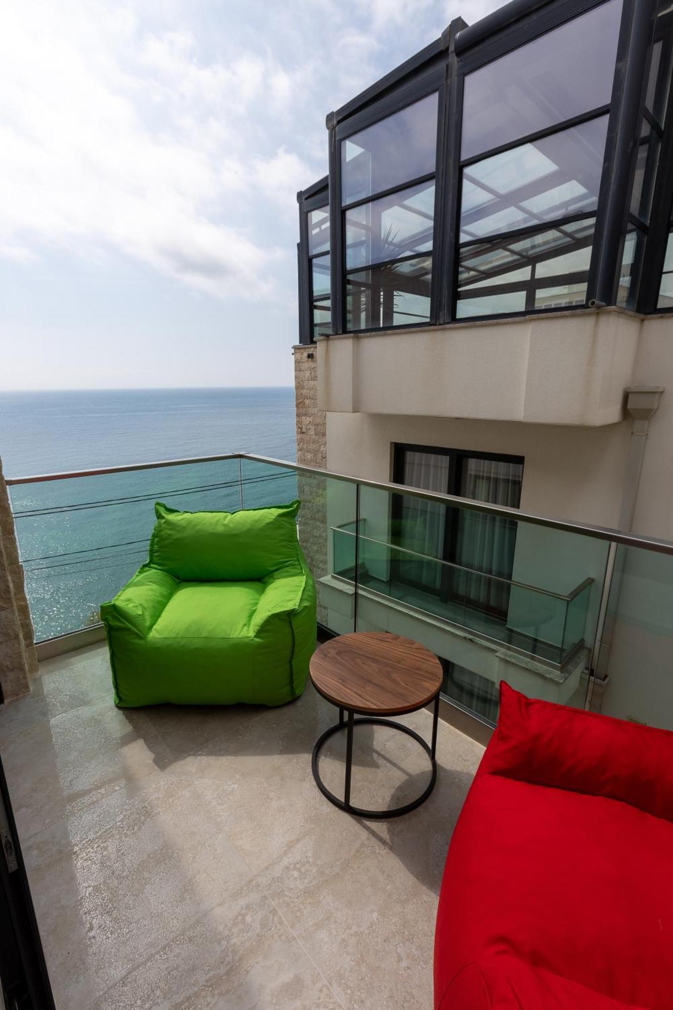 Barjaktar - Luxury Suites&SPA Ulcinj Bagian luar foto