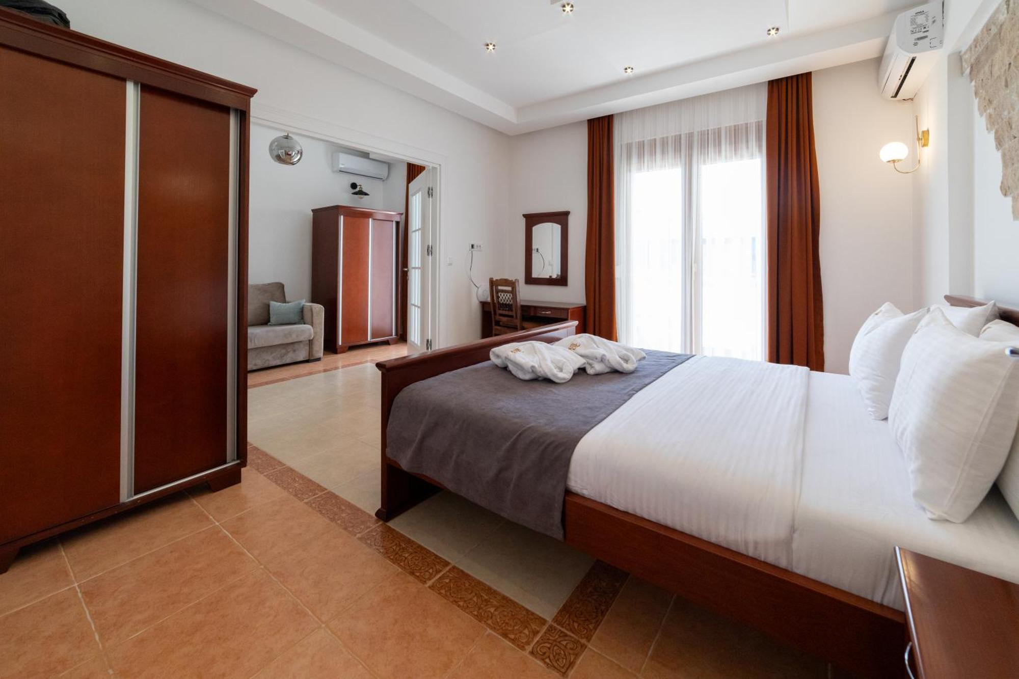 Barjaktar - Luxury Suites&SPA Ulcinj Ruang foto