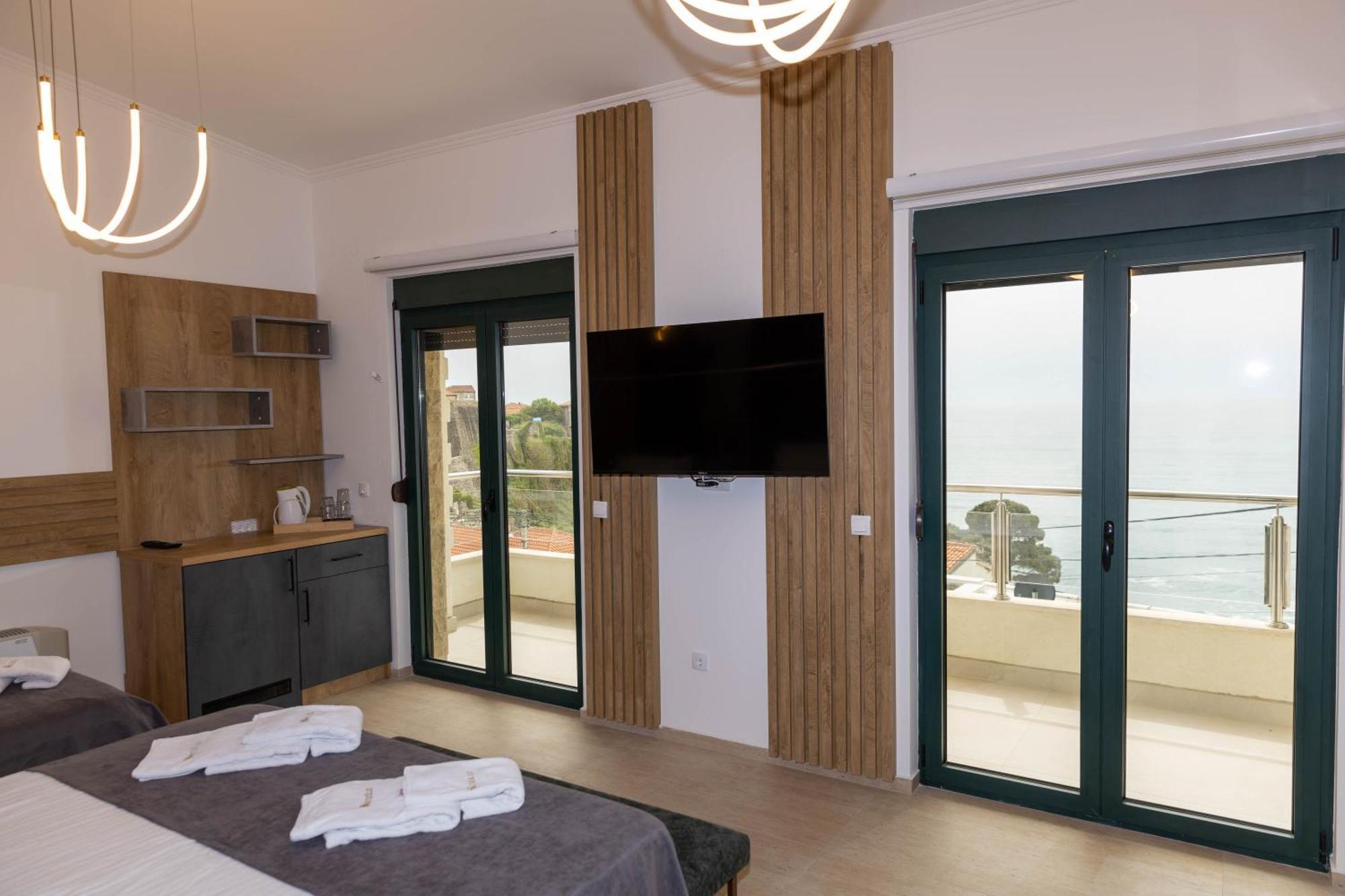 Barjaktar - Luxury Suites&SPA Ulcinj Bagian luar foto